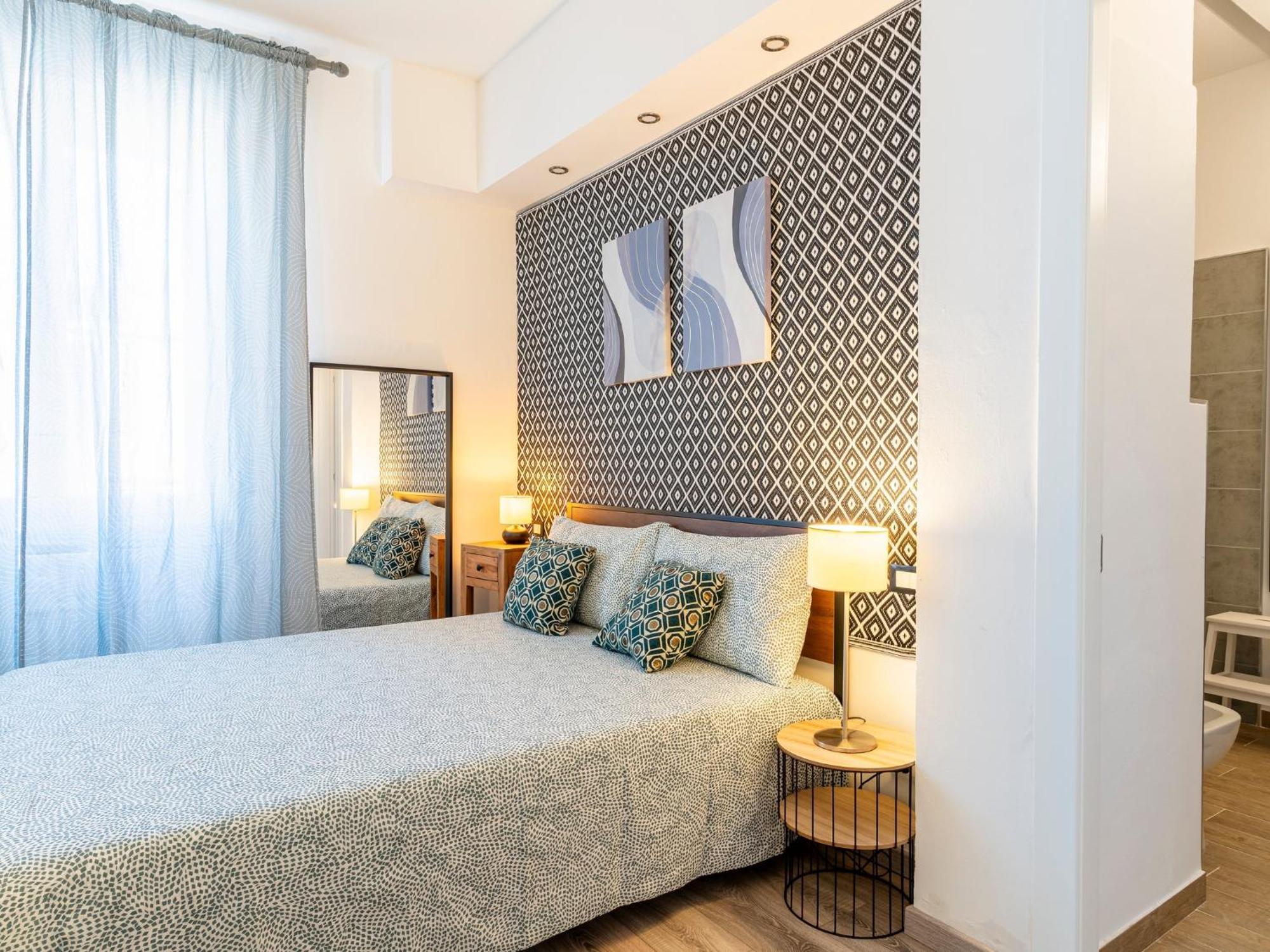 Livorno Central And Modern 2 Apts & 1 Room! エクステリア 写真